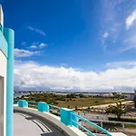 Lighthouse North - Da * Barra