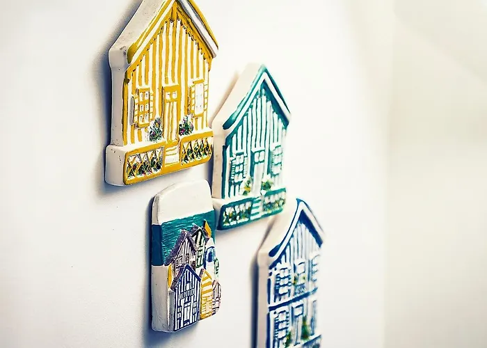 Lighthouse North - Da