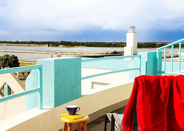 Lighthouse North - Da